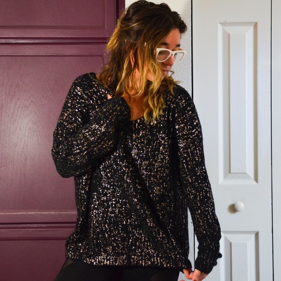 Black and Rose Gold Baggy Sweater - Picture 1 of 10